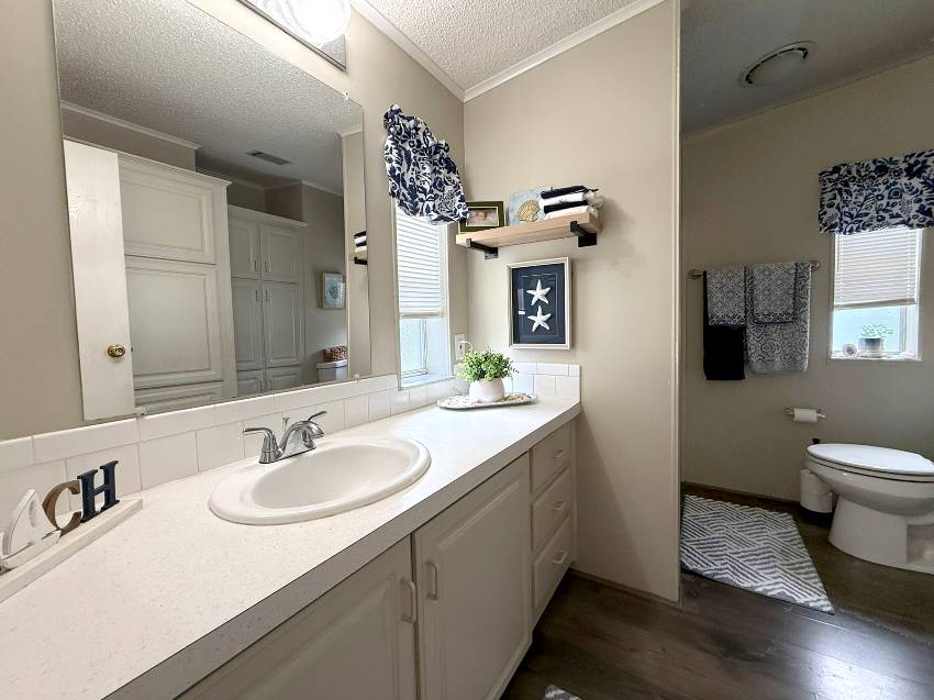 261 Gardenia Lane a Parrish, FL Mobile or Manufactured Home for Sale
